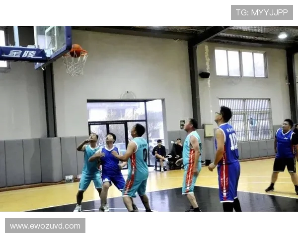 篮球热潮点燃青春激情凝聚团队力量共筑赛场辉煌梦想 篮球热潮点燃青春激情凝聚团队力量共筑赛场辉煌梦想