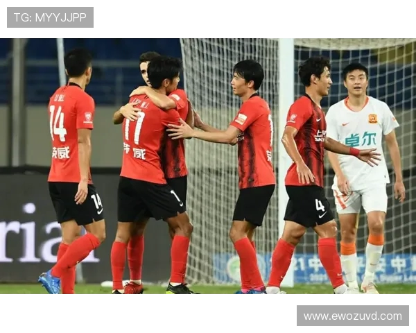 重庆篮球队灵活性引发热议球迷对战术调整的看法与期待