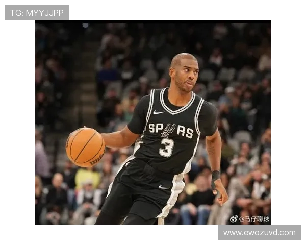 克里斯保罗：从篮球天才到传奇控卫的辉煌历程与影响力分析